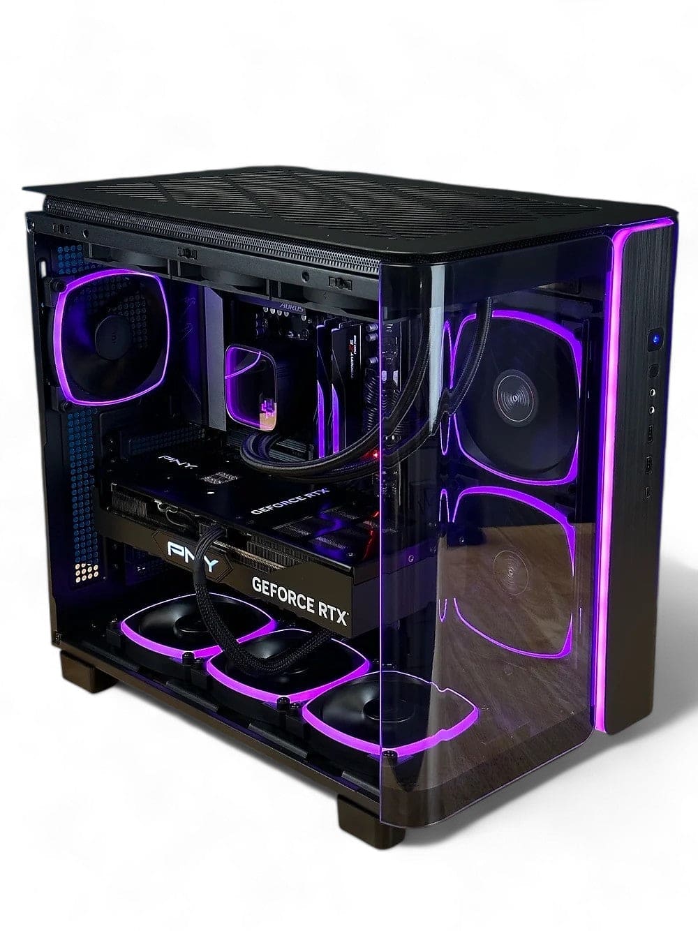 TITAN - RYZEN 7800x3D 32GB DDR5 6000MHZ RTX 5080