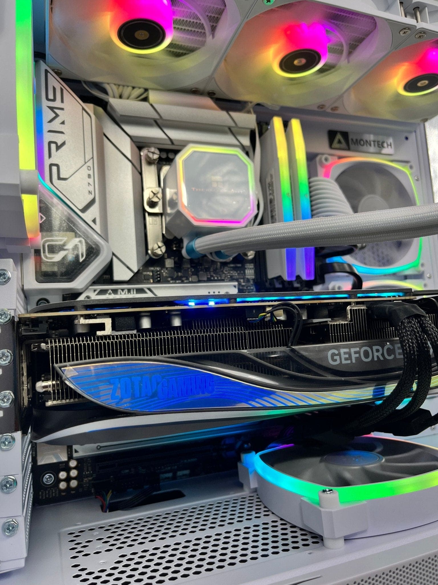 HIGHEND GAMING PC RTX 4080 i9 12900k 32GB DDR4 - PCLaboratory
